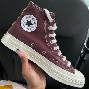 Women’s size 9.5 brown hightop converse NWT